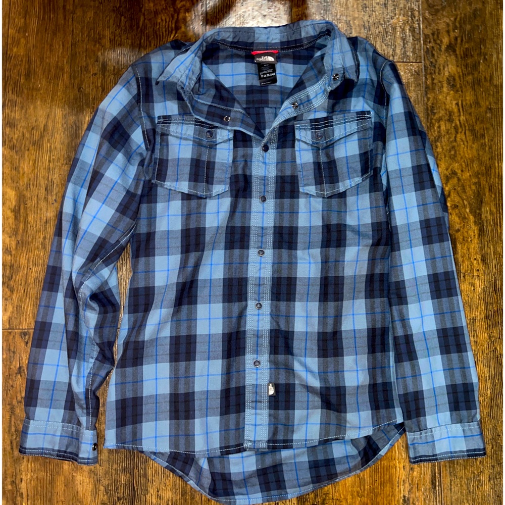 Mens The North Face button down size medium